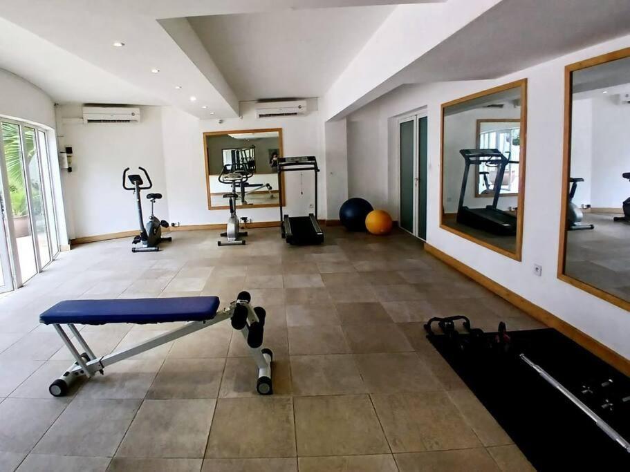 Seaside 3 Suites Penthouse With Pool Gym & Bbq Terrace 캅마를로 외부 사진