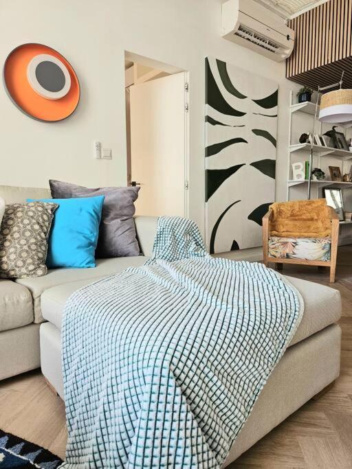 Seaside 3 Suites Penthouse With Pool Gym & Bbq Terrace 캅마를로 외부 사진
