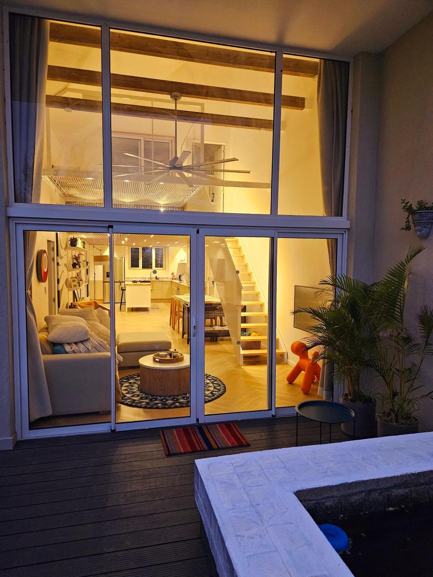 Seaside 3 Suites Penthouse With Pool Gym & Bbq Terrace 캅마를로 외부 사진